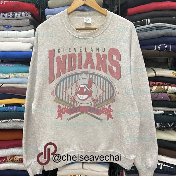 Vintage Cleveland Indians Baseball Sweatshirt Retro MLB Shirt For Mens Womens - Picture 1 of 2